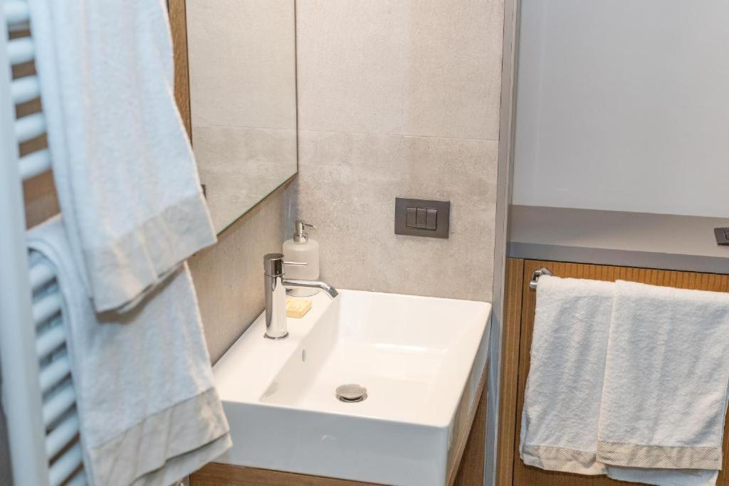 Castel Sant Angelo Luxury Rooms And Tour Рим Экстерьер фото